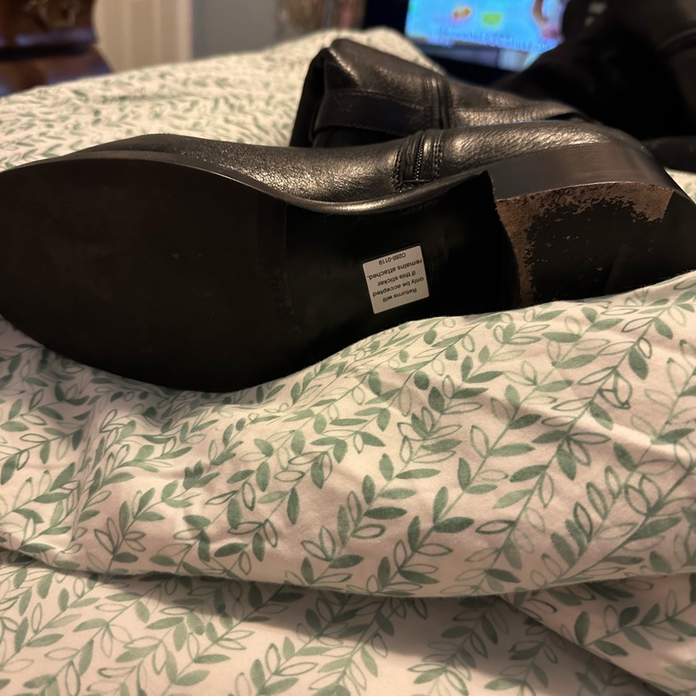 Gently worn Prada riding boots - Picture 5 of 8